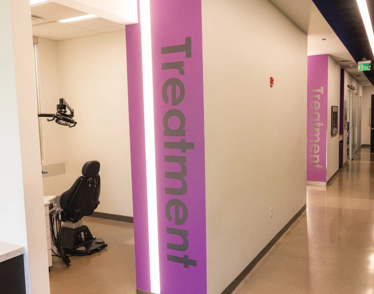 dentist office - hallmark dental brentwood